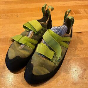 Rock Climing Shoes - NEVER USED - Butora Mens 9